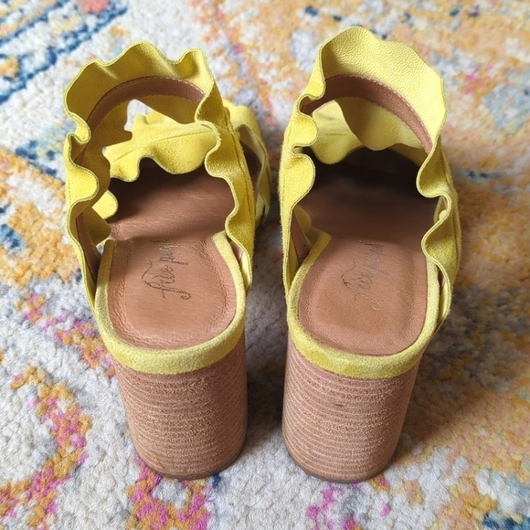 Free People Rosie Ruffled Suede Leather Open Toe Heeled Sandals Chartreuse 36 - Picture 4 of 16